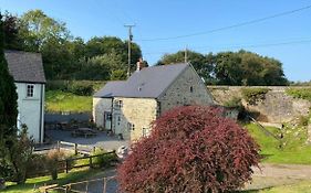 Beautiful Farm House In Idyllic Location